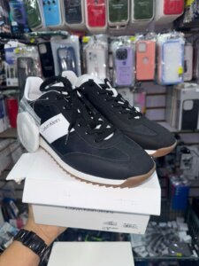 Calvin Clein Paire de tennis