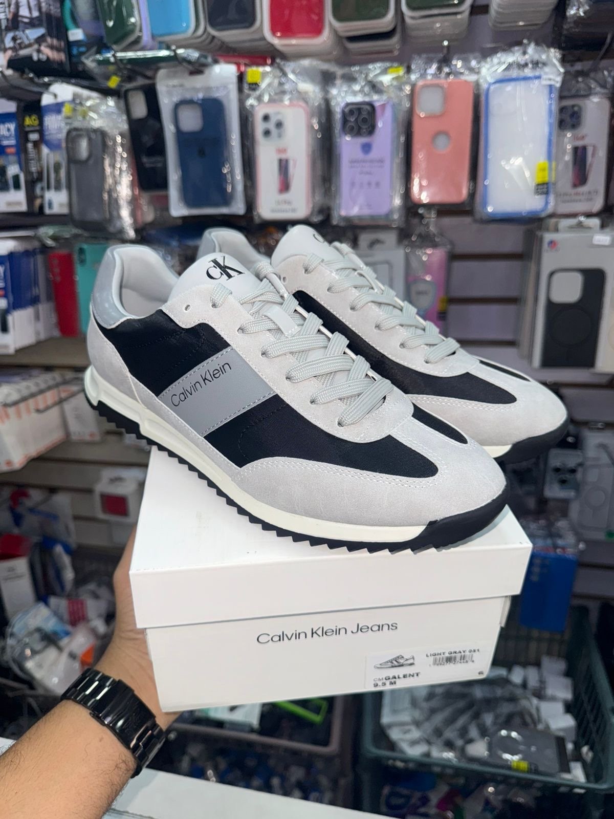 Calvin Clein Paire de tennis – Image 2